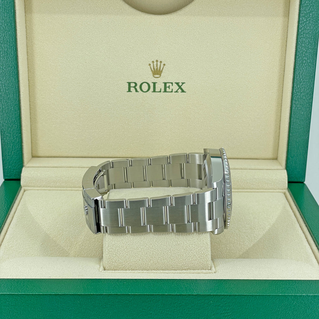 Rolex Submariner 41 mm Oystersteel Ref# 124060-0001