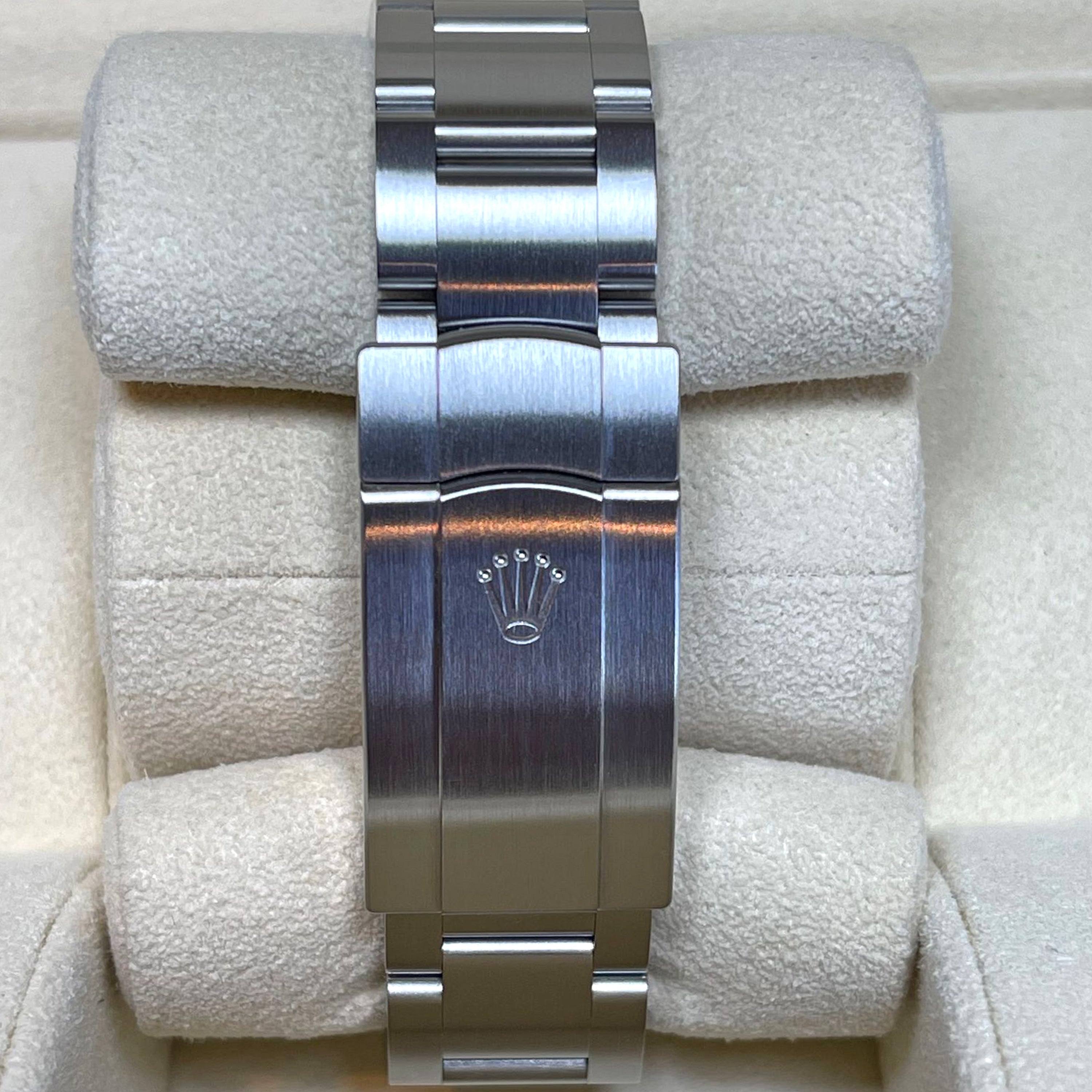 Rolex Oyster Perpetual 36, Turquoise blue dial, 36mm, Oystersteel Ref# 126000-0006