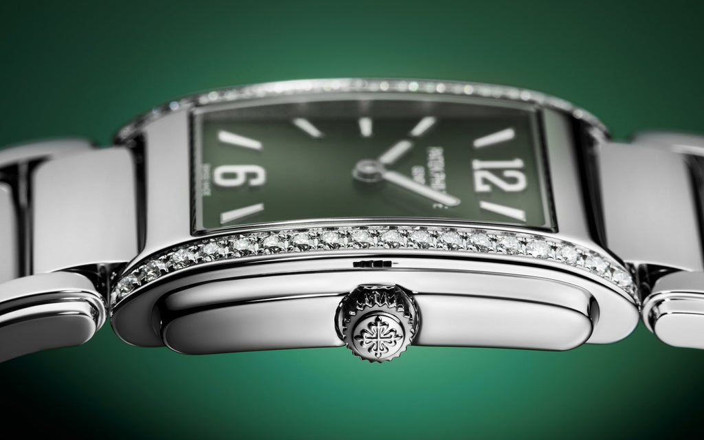 Patek Philippe Twenty~4 Quartz Ladies Watch, Stainless Steel with 36 Diamond (~0.42 ct), 25.1 x 30 mm, Ref# 4910/1200A-011