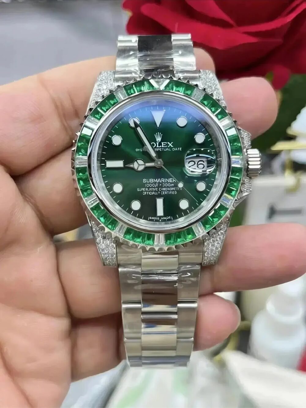 Rolex Submariner Date, 18K White Gold Diamonds Emerald UNWORN, 40mm