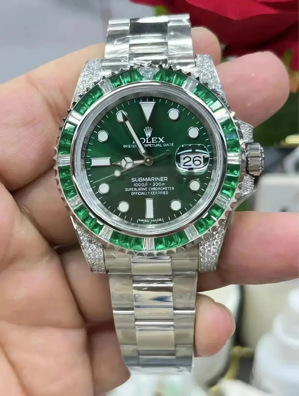 Rolex Submariner Date, 18K White Gold Diamonds Emerald UNWORN, 40mm