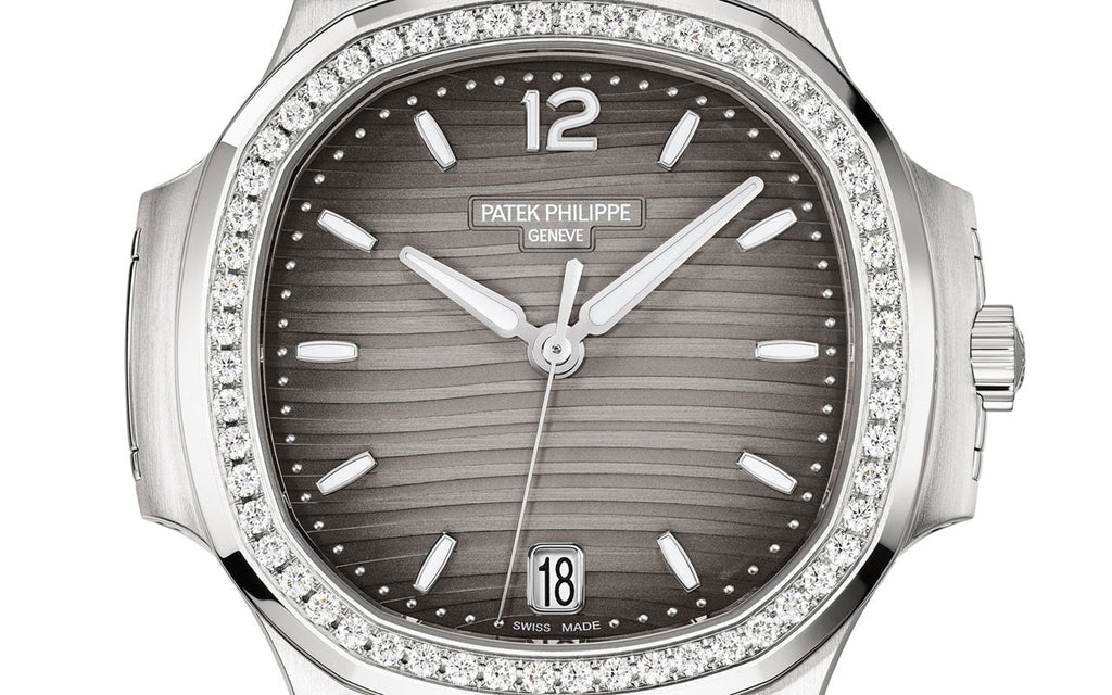 Patek Philippe Nautilus, Ref# 7118/1200A-011