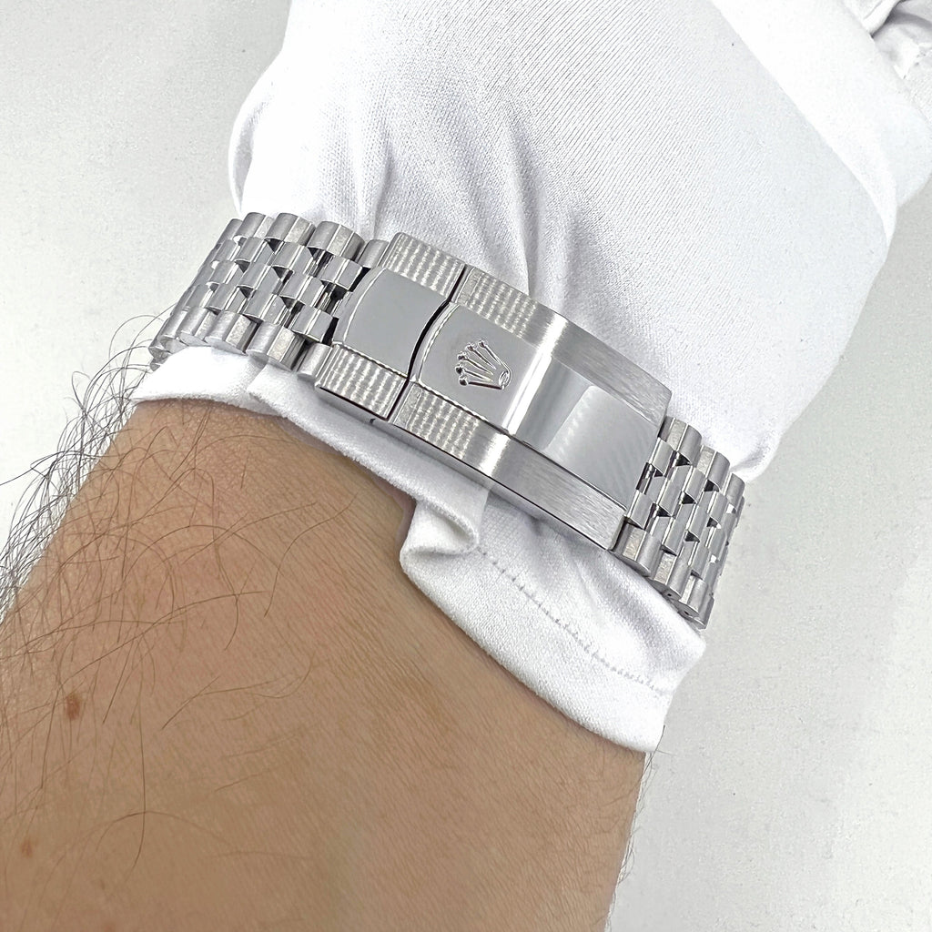 Rolex Datejust 41 Oystersteel and 18K White Gold 41 mm White Dial, Ref# 126334-0010