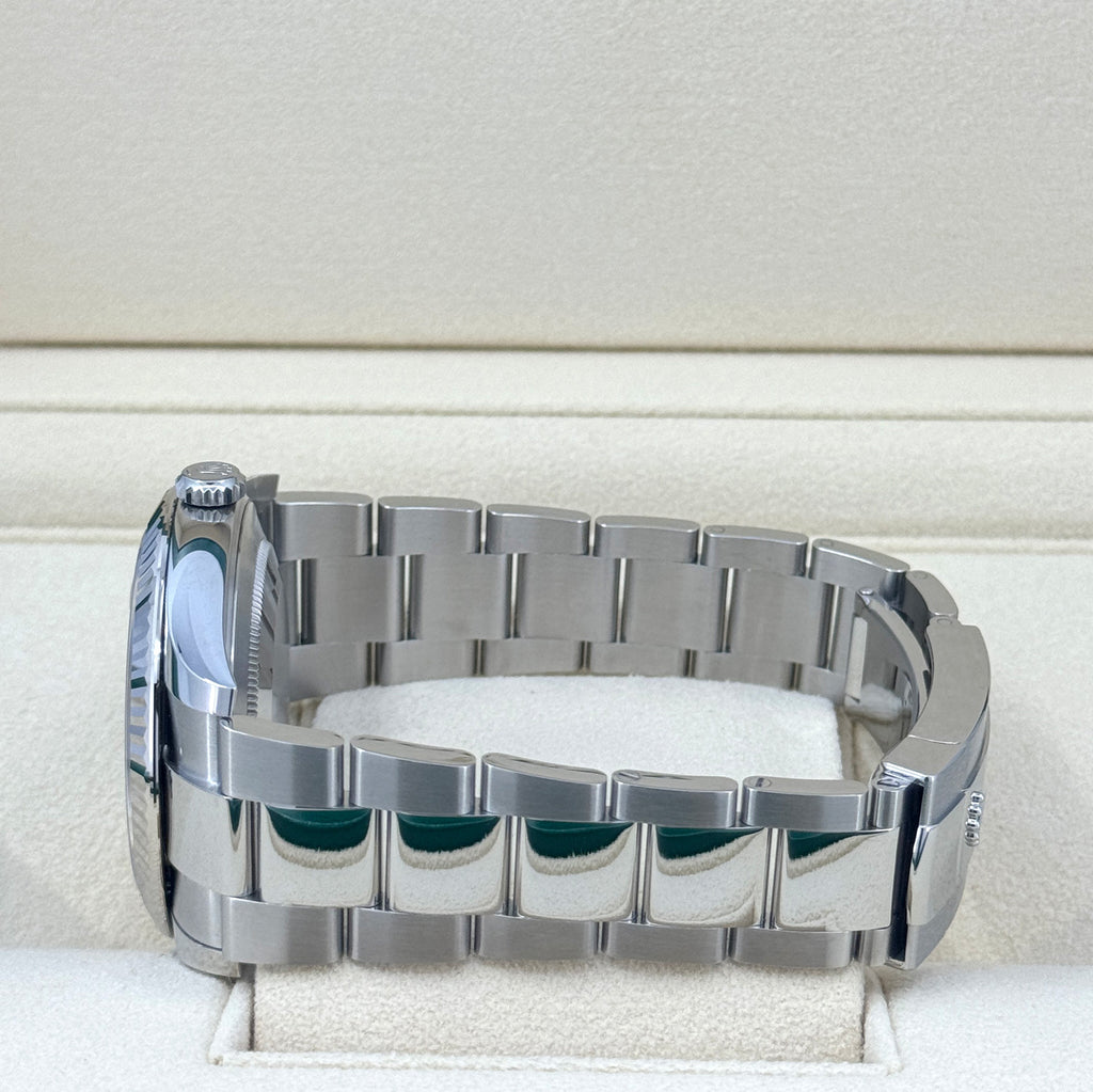 Rolex Datejust 41mm, Oystersteel and 18k White Gold, Ref# 126334-0027