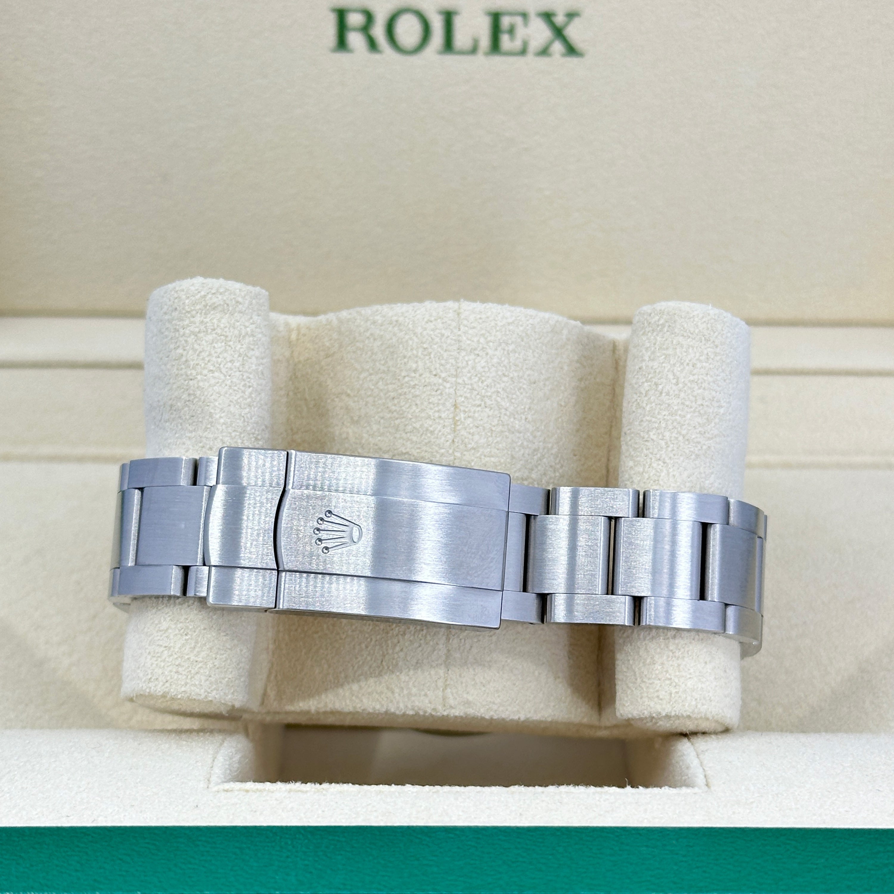 Rolex Oyster Perpetual 41 No Date, Oystersteel, 41mm, Oyster, Ref# 124300-0005